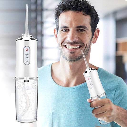 Irrigador oral recargable